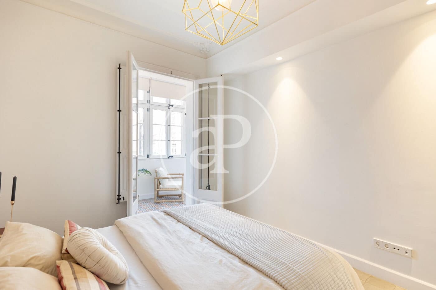 3 soveværelse Lejlighed til salg i Barcelona by - € 925.000 (Ref: 9851736)