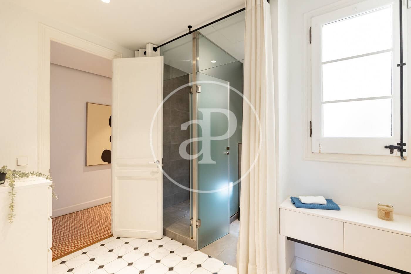 3 soveværelse Lejlighed til salg i Barcelona by - € 925.000 (Ref: 9851736)