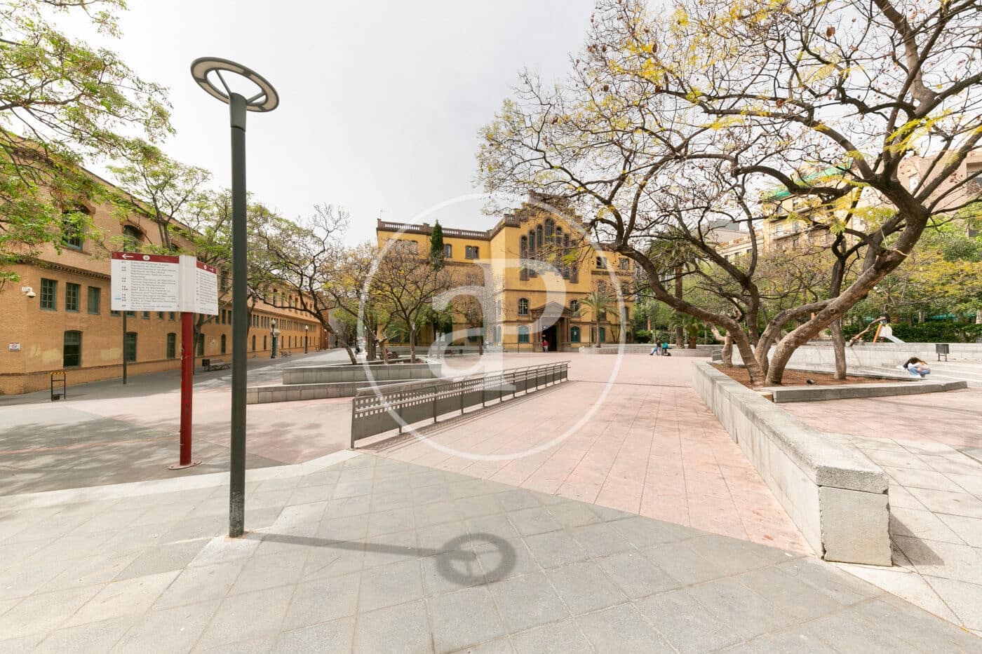 3 sovrum Lägenhet att hyra i Barcelona stad - 1 491 € (Ref: 9851739)