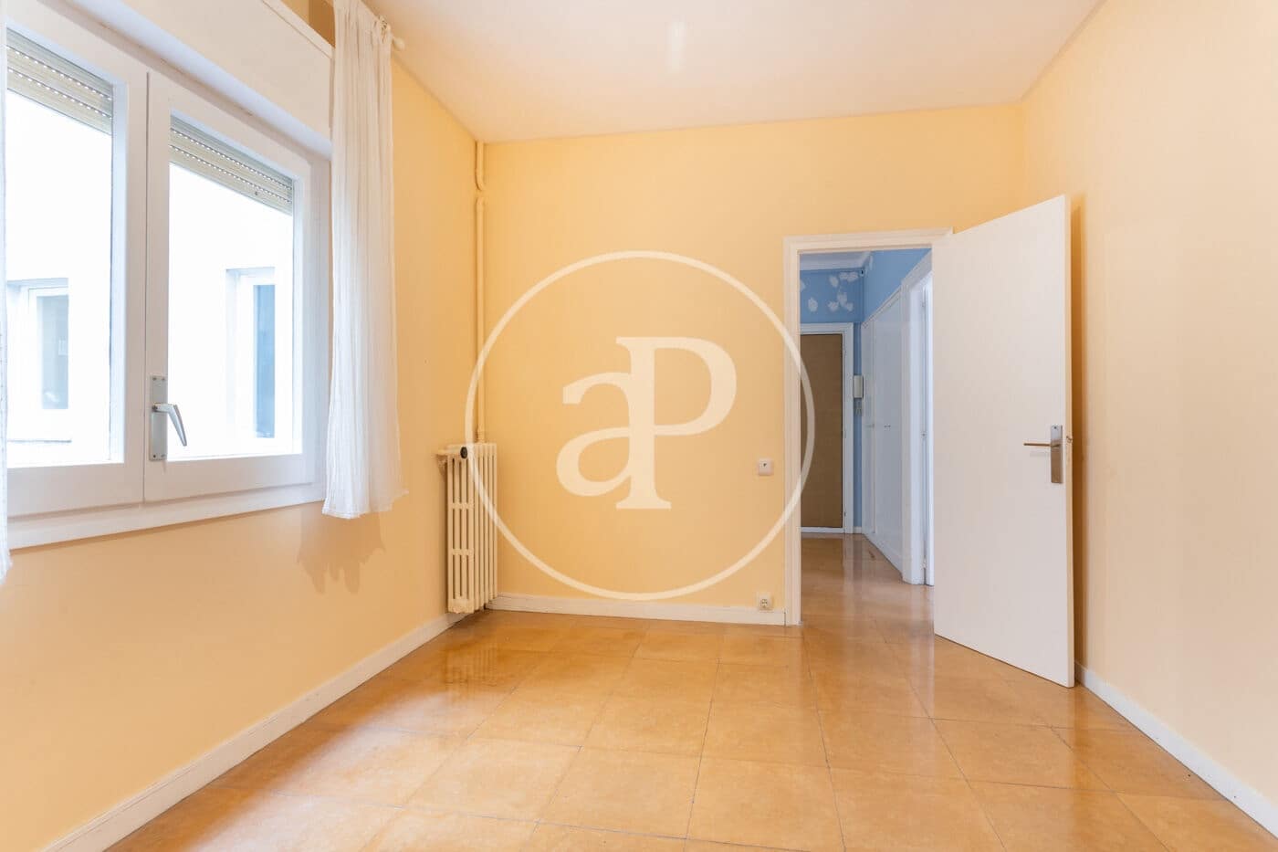 4 soveværelse Lejlighed til leje i Barcelona by - € 2.605 (Ref: 9851741)