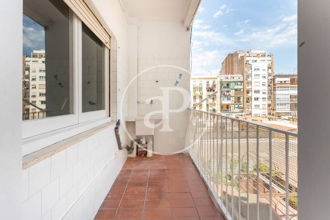4 soveværelse Lejlighed til leje i Barcelona by - € 2.605 (Ref: 9851741)