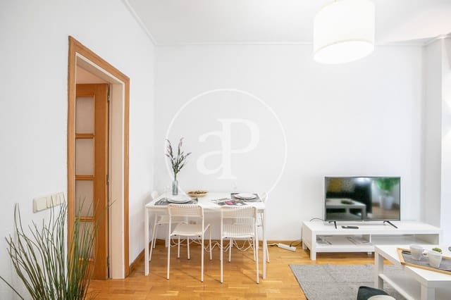 3 slaapkamer Appartement te koop in La Sagrada Família, Barcelona stad - € 480.000 (Ref: 9851745)