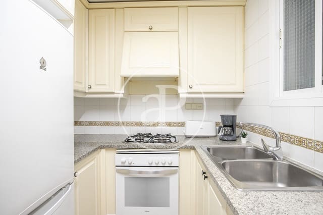 3 slaapkamer Appartement te koop in La Sagrada Família, Barcelona stad - € 480.000 (Ref: 9851745)