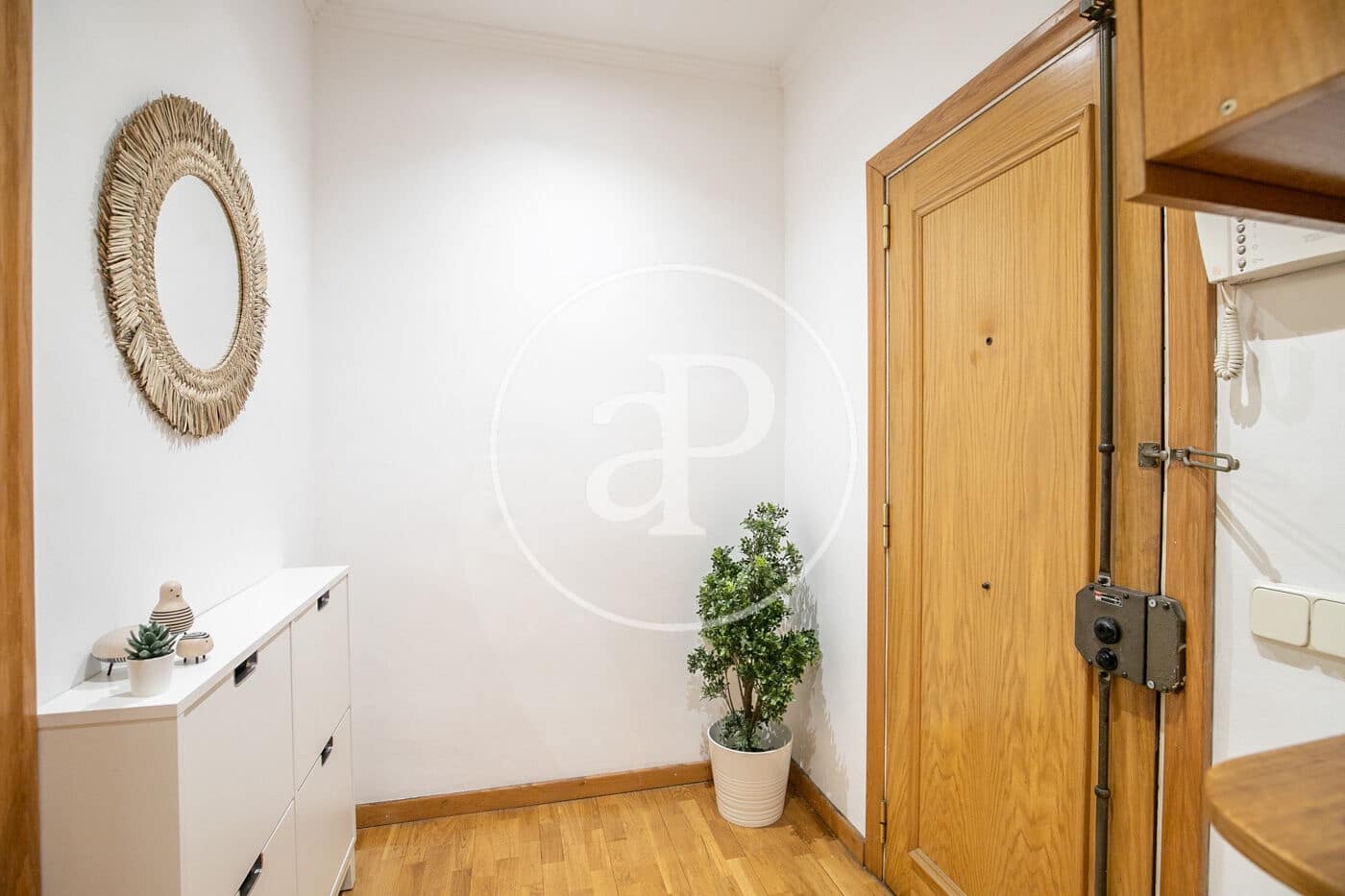 3 slaapkamer Appartement te koop in Barcelona stad - € 480.000 (Ref: 9851745)