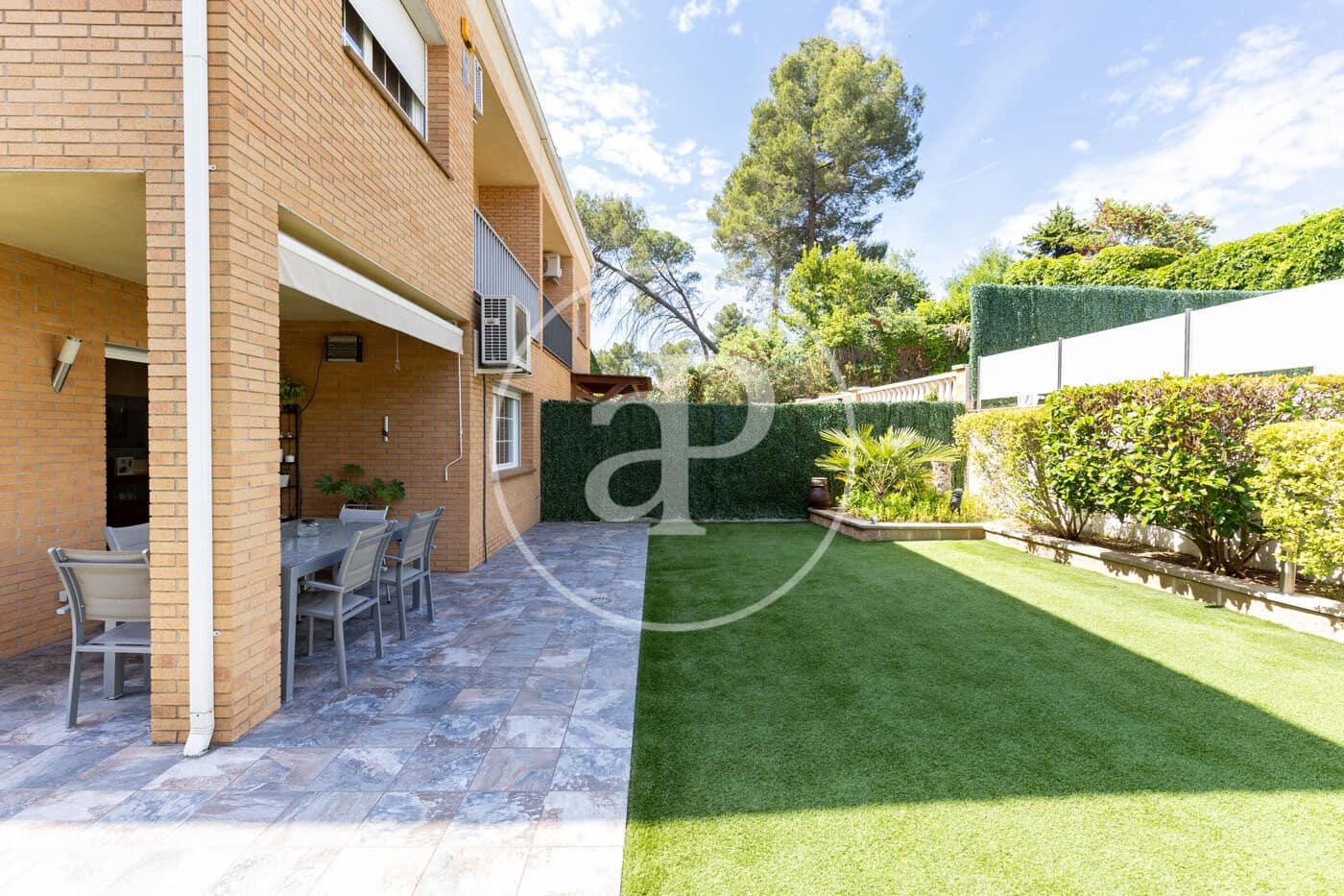 4 quarto Moradia para venda em Sant Quirze del Valles com piscina - 695 000 € (Ref: 9851746)