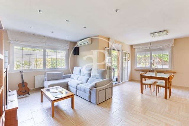 4 quarto Moradia para venda em Sant Quirze del Vallès com piscina - 695 000 € (Ref: 9851746)