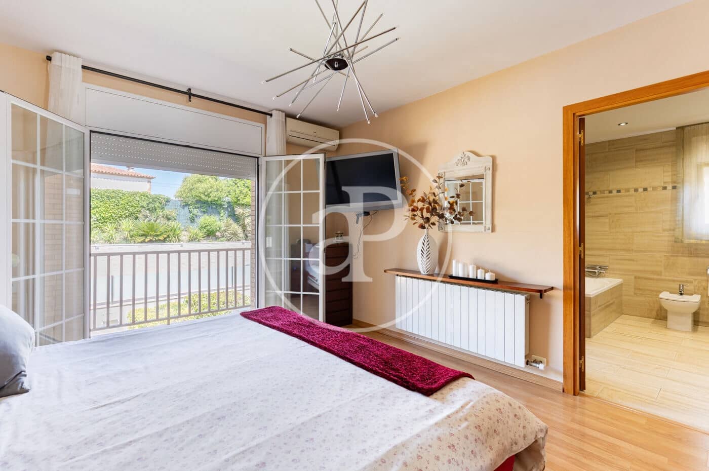 4 quarto Moradia para venda em Sant Quirze del Valles com piscina - 695 000 € (Ref: 9851746)