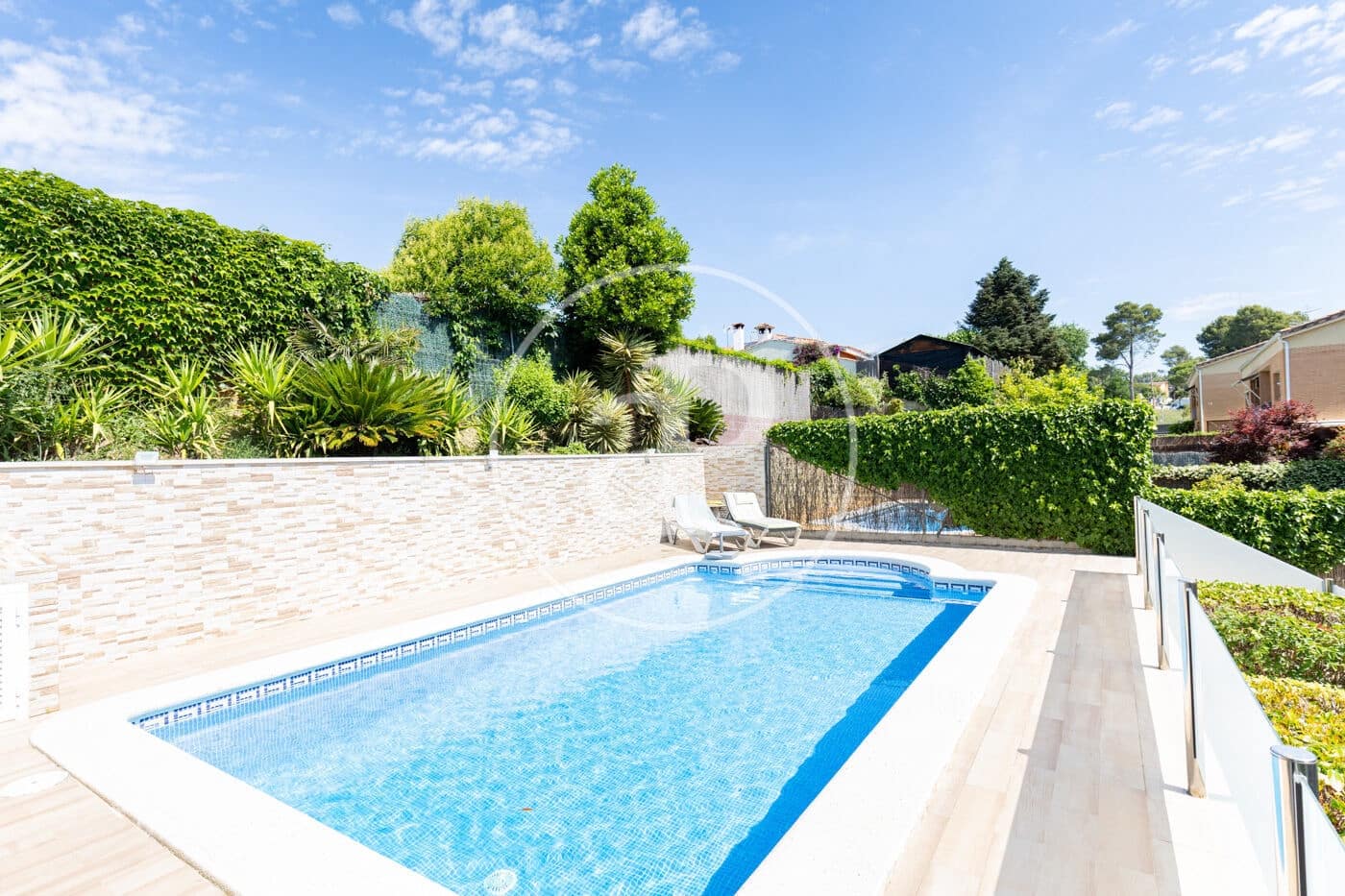 4 quarto Moradia para venda em Sant Quirze del Valles com piscina - 695 000 € (Ref: 9851746)