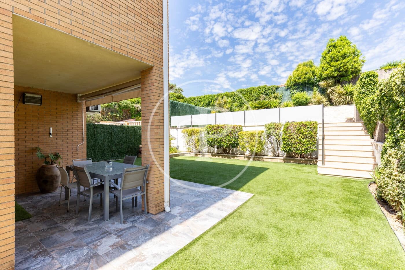 4 quarto Moradia para venda em Sant Quirze del Valles com piscina - 695 000 € (Ref: 9851746)