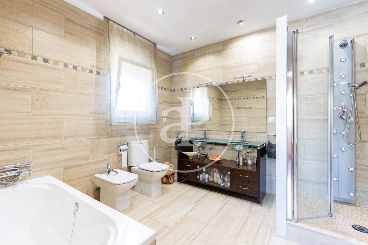4 quarto Moradia para venda em Sant Quirze del Valles com piscina - 695 000 € (Ref: 9851746)
