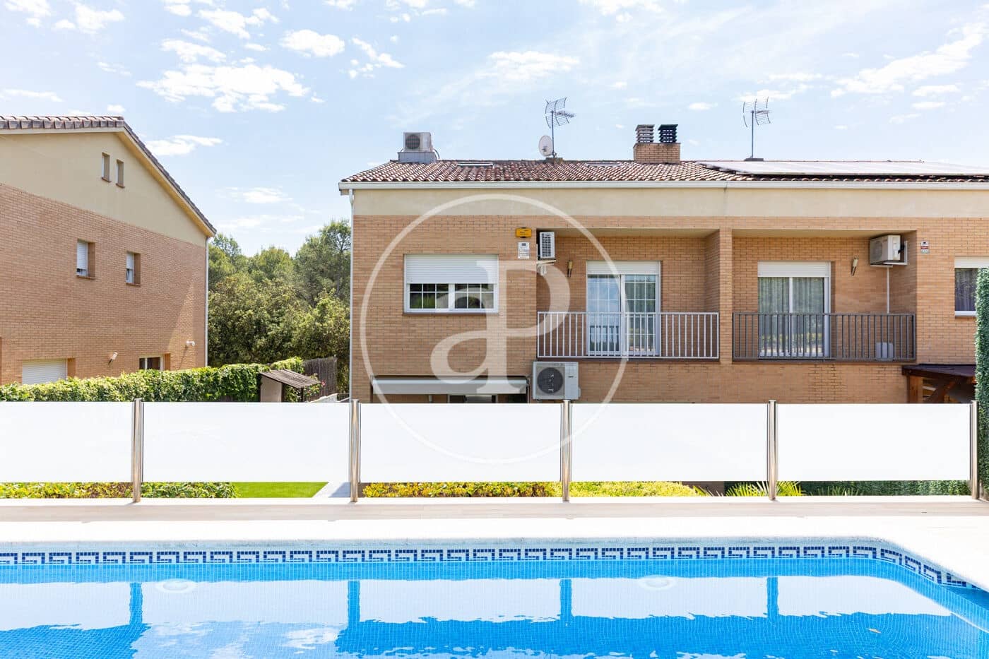 4 quarto Moradia para venda em Sant Quirze del Valles com piscina - 695 000 € (Ref: 9851746)