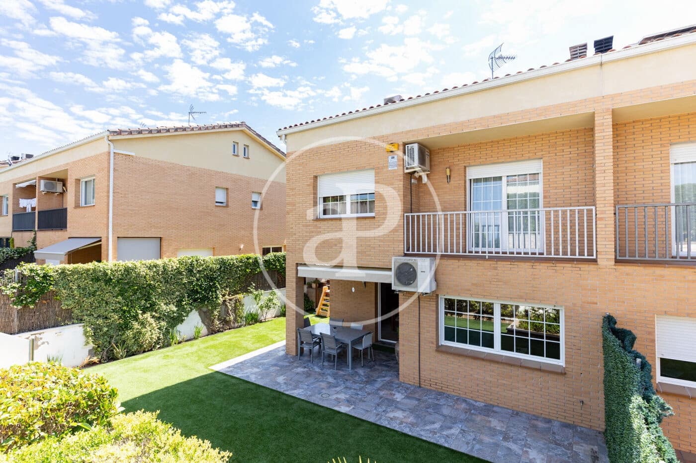 4 quarto Moradia para venda em Sant Quirze del Valles com piscina - 695 000 € (Ref: 9851746)