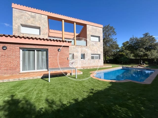 4 soveværelse Villa til salg i Matadepera med swimmingpool - € 895.000 (Ref: 9851749)
