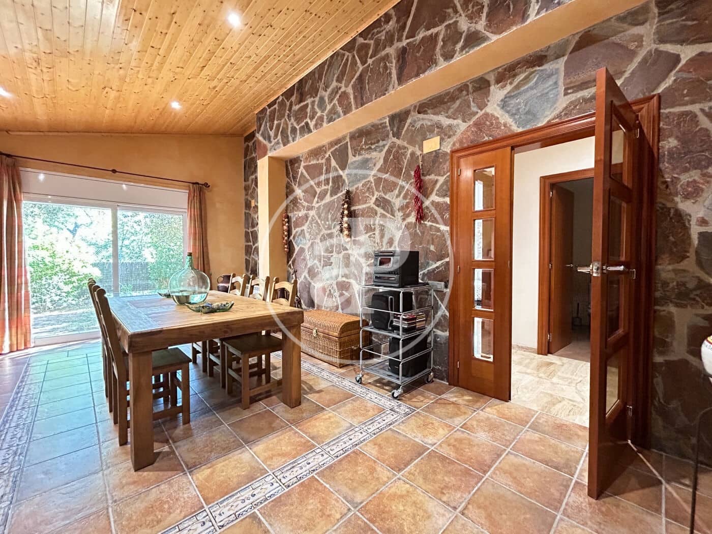 4 soveværelse Villa til salg i Matadepera med swimmingpool - € 895.000 (Ref: 9851749)