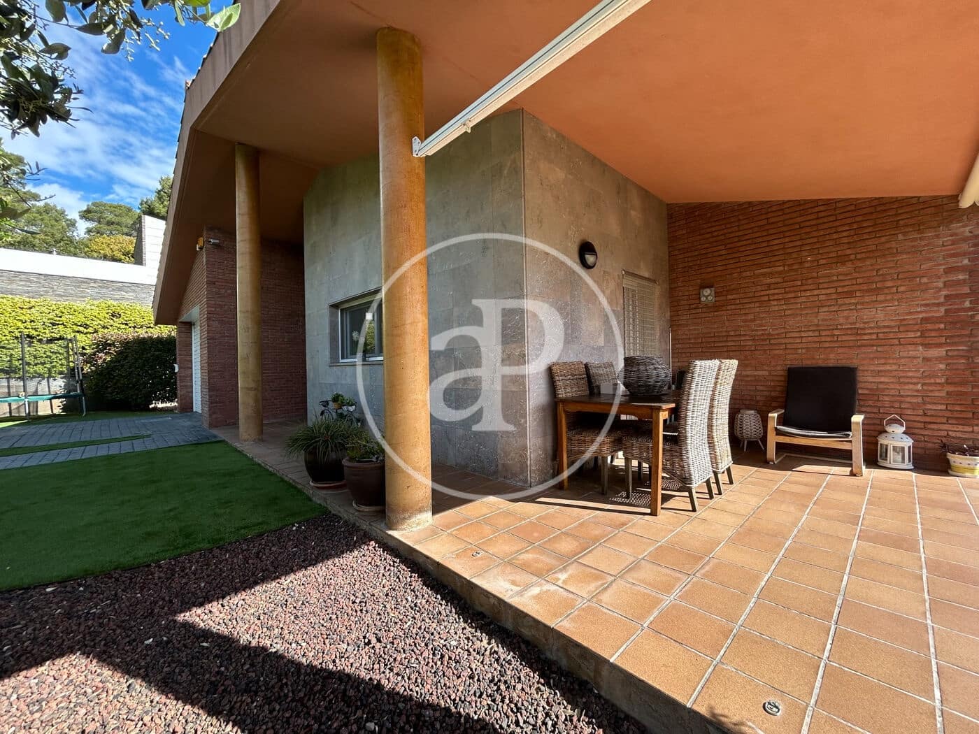 4 soveværelse Villa til salg i Matadepera med swimmingpool - € 895.000 (Ref: 9851749)
