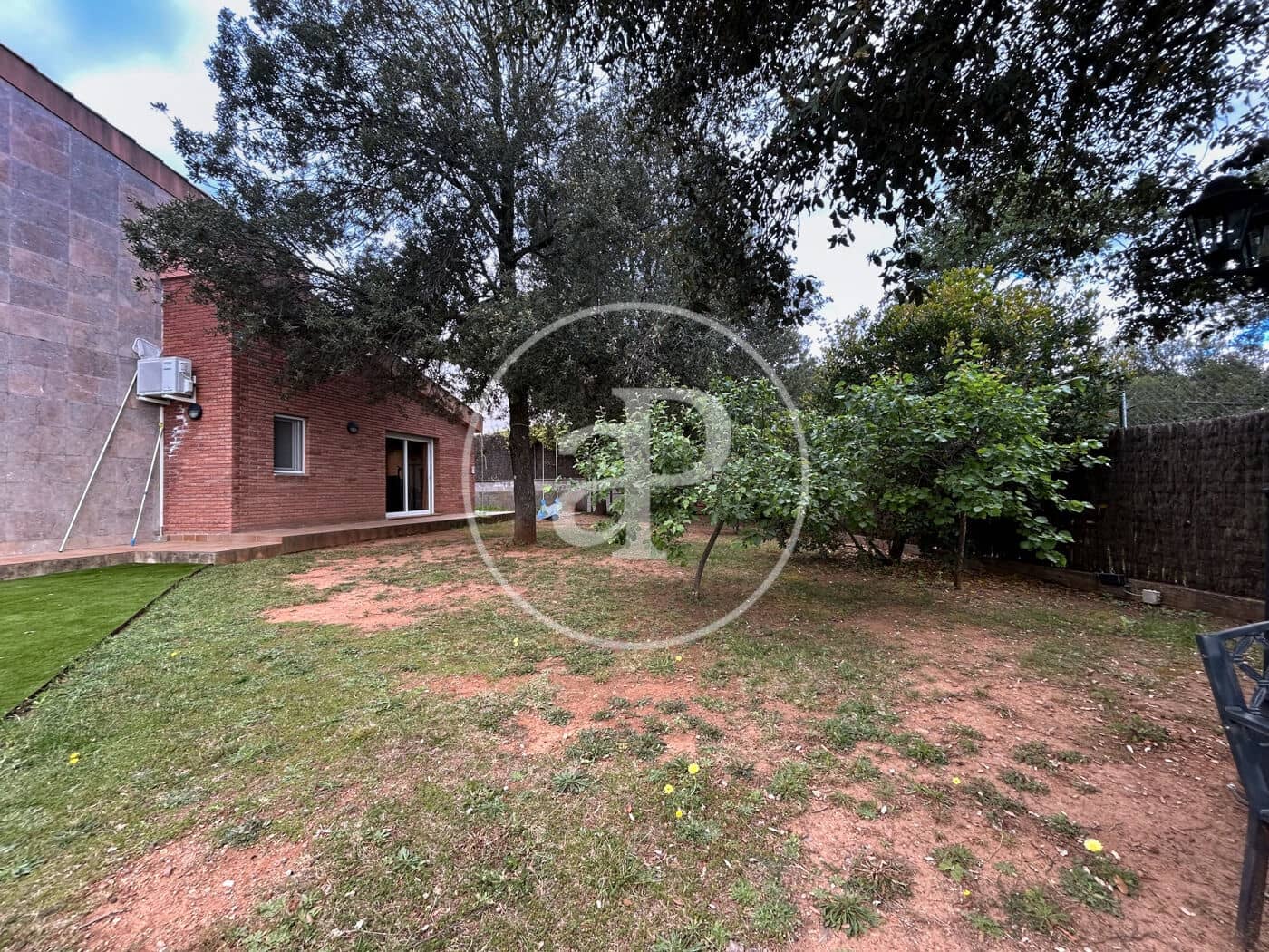 4 soveværelse Villa til salg i Matadepera med swimmingpool - € 895.000 (Ref: 9851749)