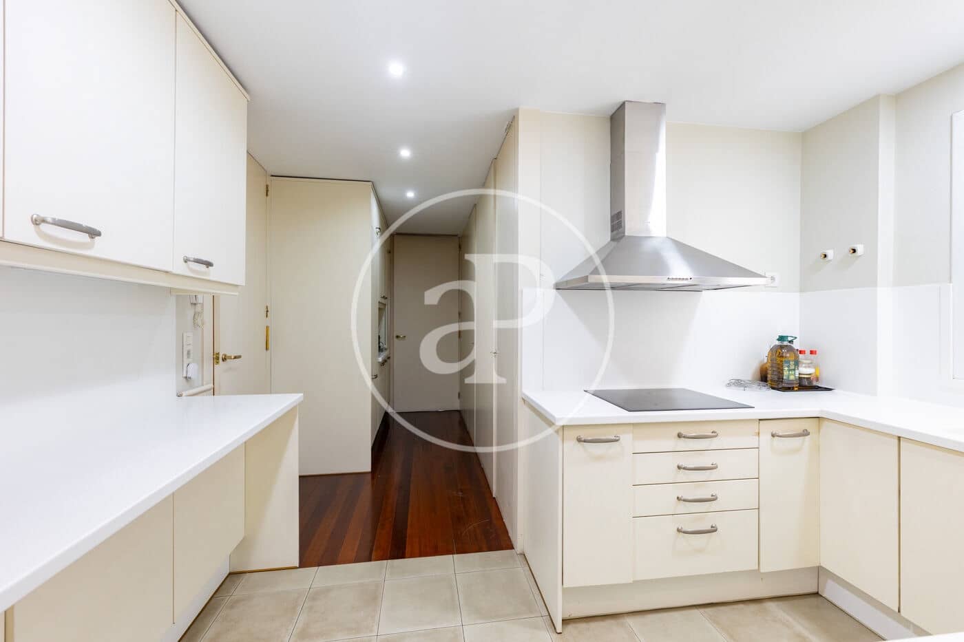 3 soveværelse Lejlighed til salg i Barcelona by - € 1.400.000 (Ref: 9855443)