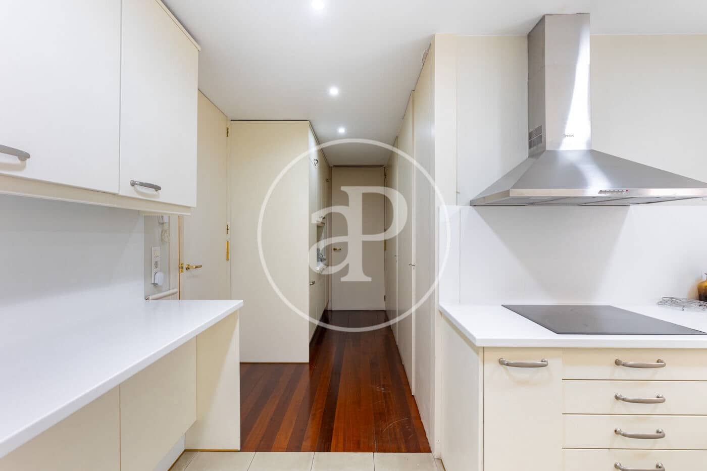 3 soveværelse Lejlighed til salg i Barcelona by - € 1.400.000 (Ref: 9855443)
