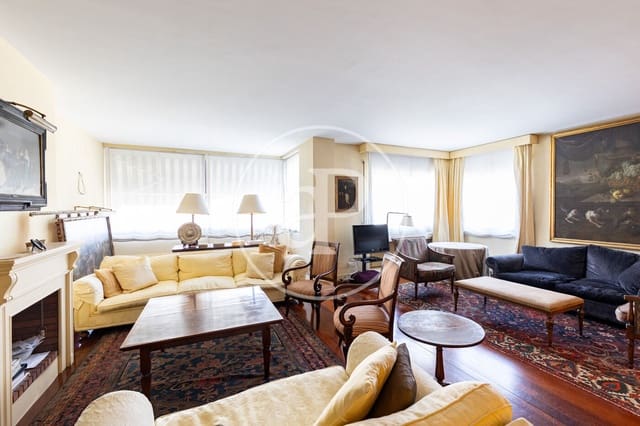 3 soveværelse Lejlighed til salg i Les Tres Torres, Barcelona by - € 1.400.000 (Ref: 9855443)