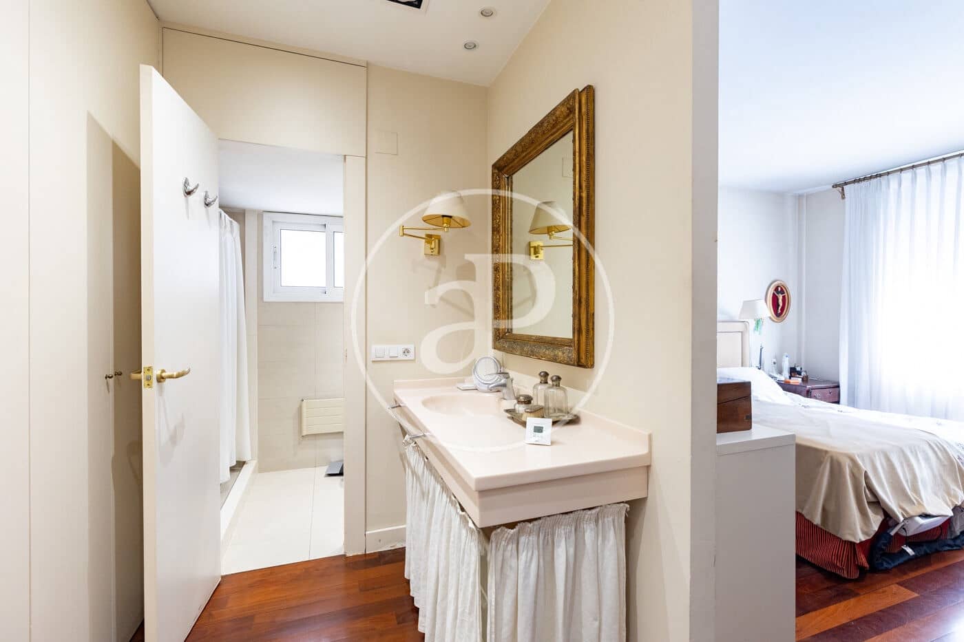3 soveværelse Lejlighed til salg i Barcelona by - € 1.400.000 (Ref: 9855443)