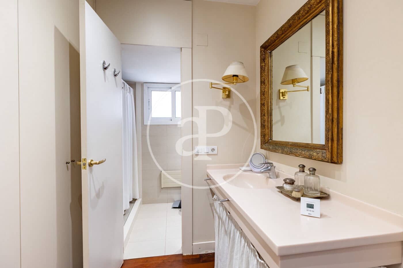 3 soveværelse Lejlighed til salg i Barcelona by - € 1.400.000 (Ref: 9855443)