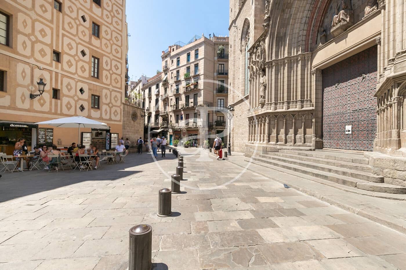 2 bedroom Apartment for rent in Barcelona city - € 2,000 (Ref: 9861863)
