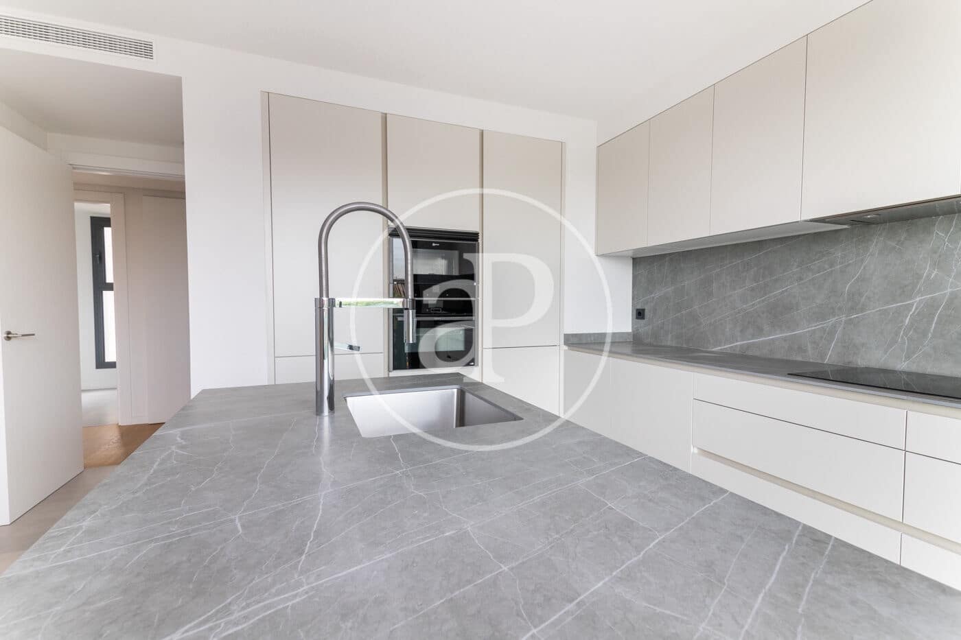 3 bedroom Apartment for rent in Barcelona city with pool garage - € 3,830 (Ref: 9861864)