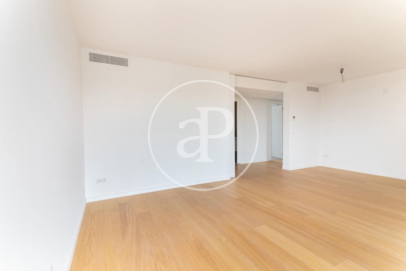 3 bedroom Apartment for rent in Barcelona city with pool garage - € 3,830 (Ref: 9861864)