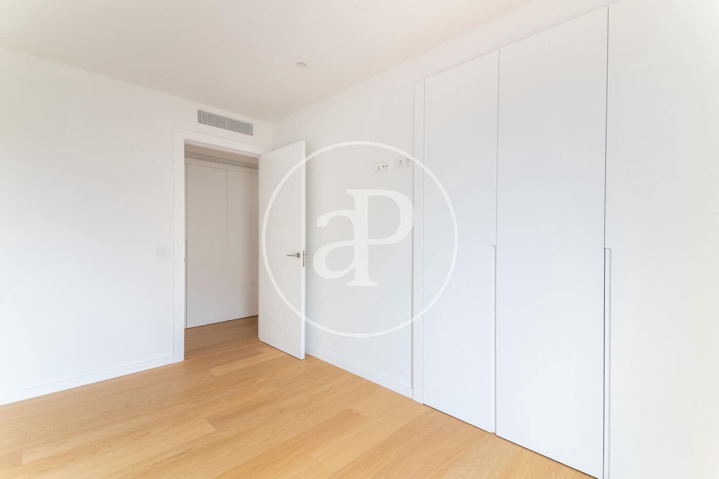 3 bedroom Apartment for rent in Barcelona city with pool garage - € 3,830 (Ref: 9861864)