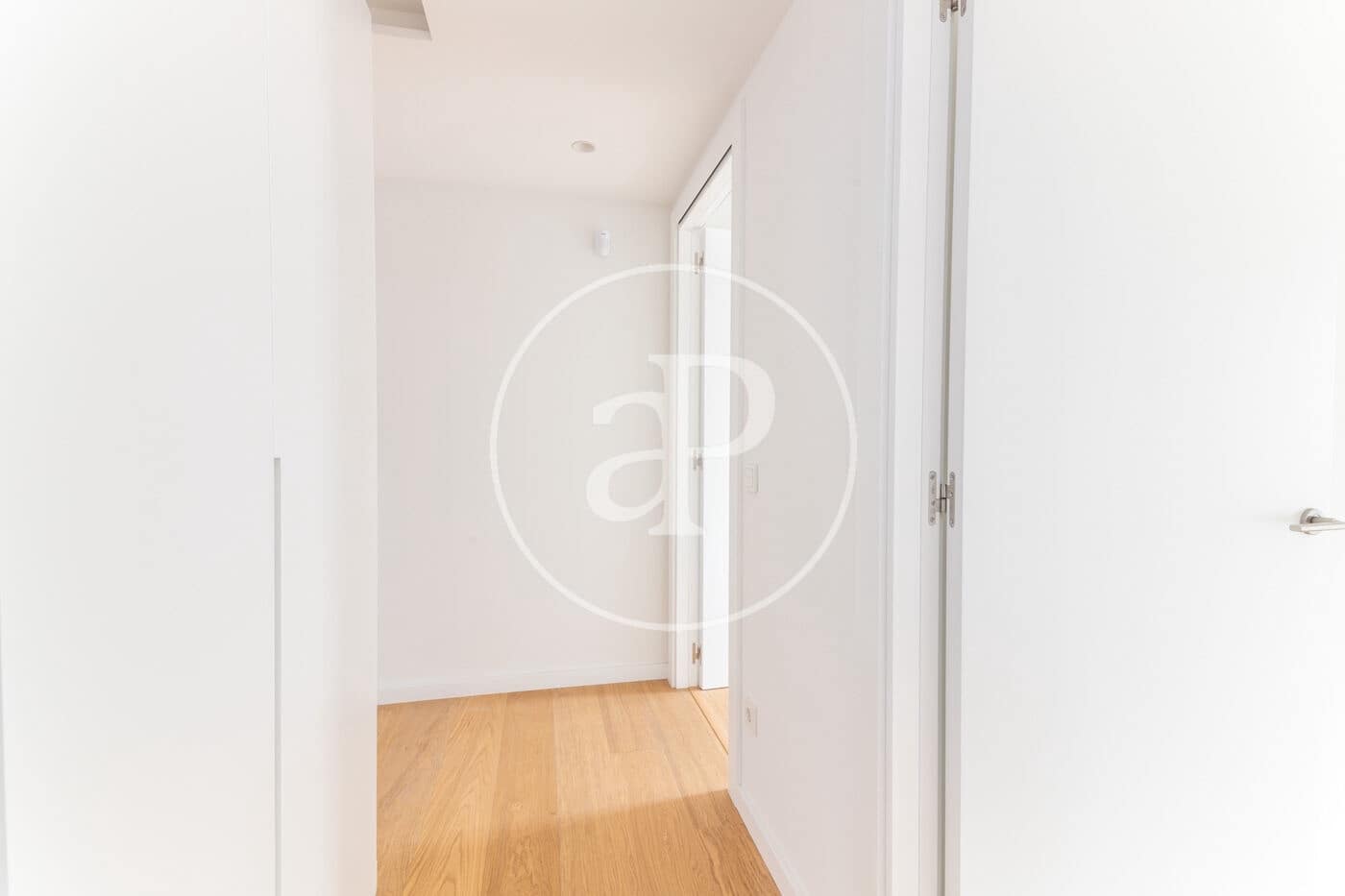 3 bedroom Apartment for rent in Barcelona city with pool garage - € 3,830 (Ref: 9861864)