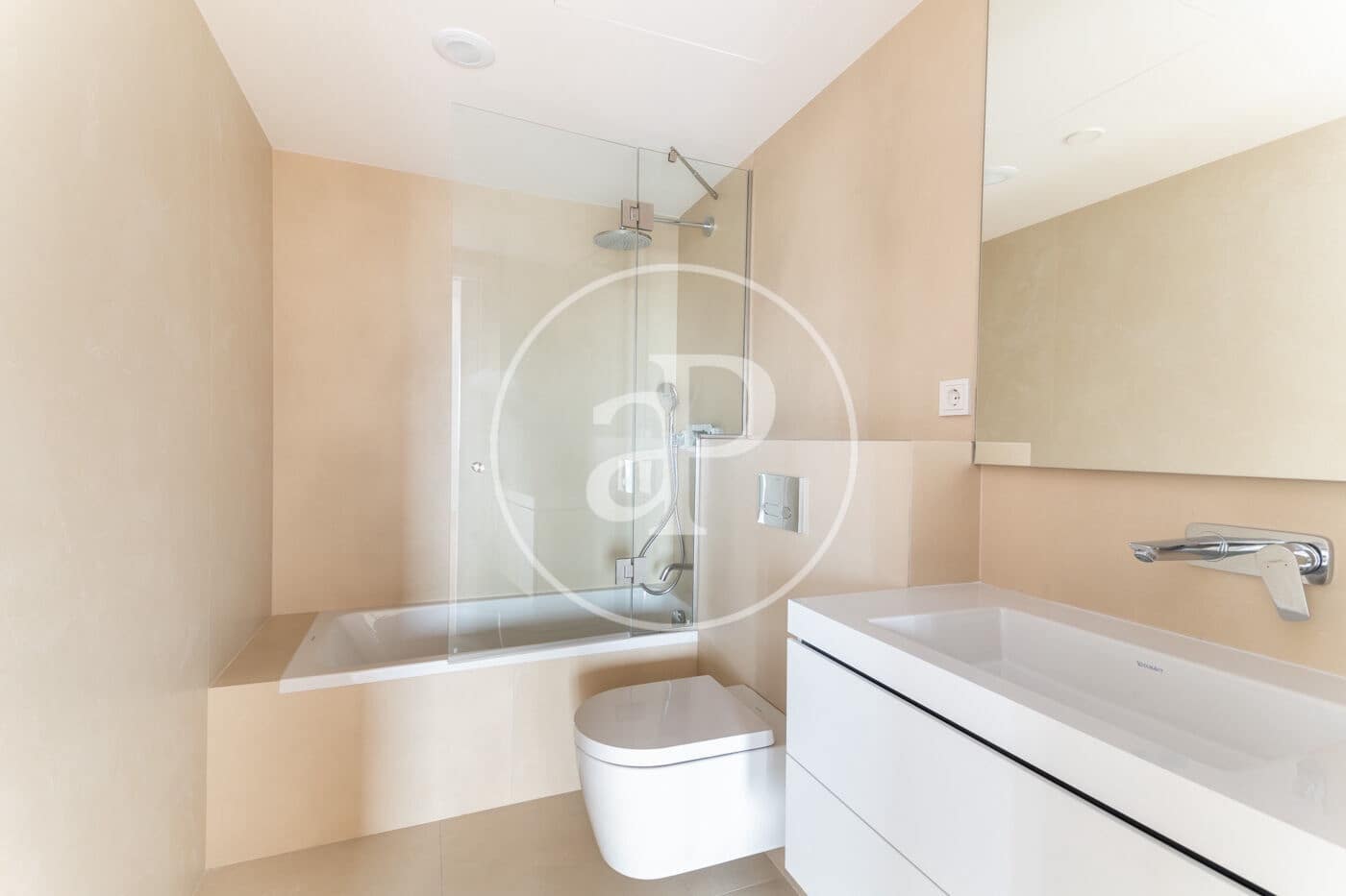 3 bedroom Apartment for rent in Barcelona city with pool garage - € 3,830 (Ref: 9861864)