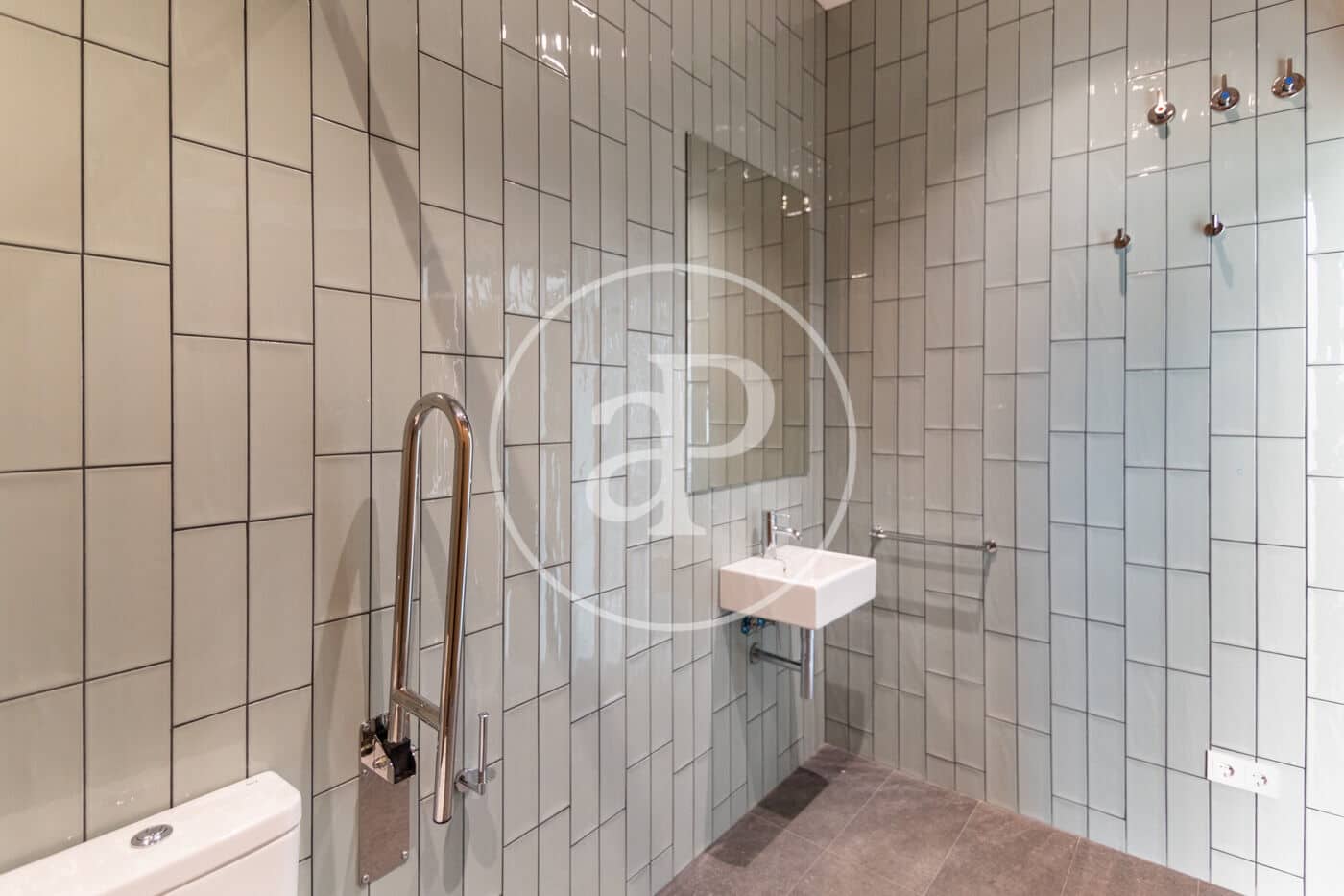 3 bedroom Apartment for rent in Barcelona city with pool garage - € 3,830 (Ref: 9861864)