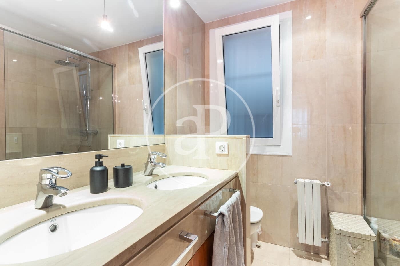 4 bedroom Apartment for rent in Barcelona city - € 3,390 (Ref: 9865172)