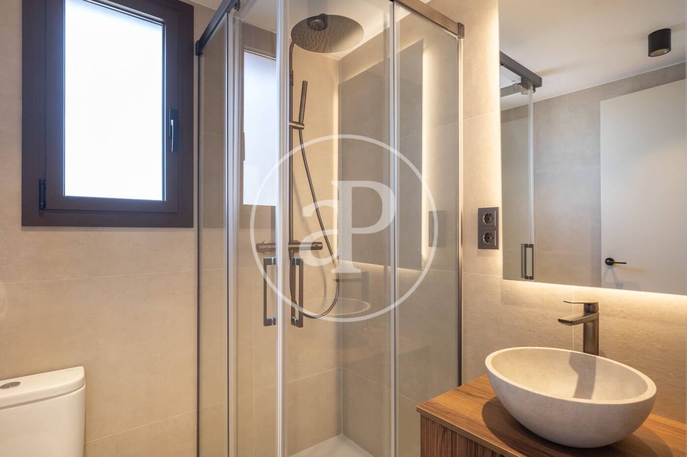 2 slaapkamer Penthouse te koop in Barcelona stad - € 860.000 (Ref: 9865173)