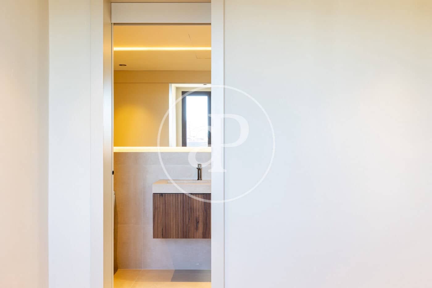 2 slaapkamer Penthouse te koop in Barcelona stad - € 900.000 (Ref: 9865174)