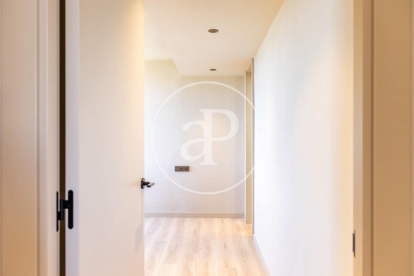 2 slaapkamer Penthouse te koop in Barcelona stad - € 900.000 (Ref: 9865174)