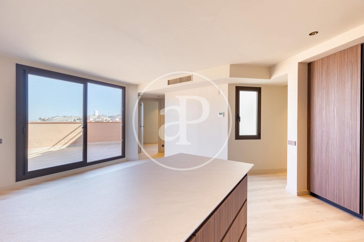 2 slaapkamer Penthouse te koop in Barcelona stad - € 900.000 (Ref: 9865174)