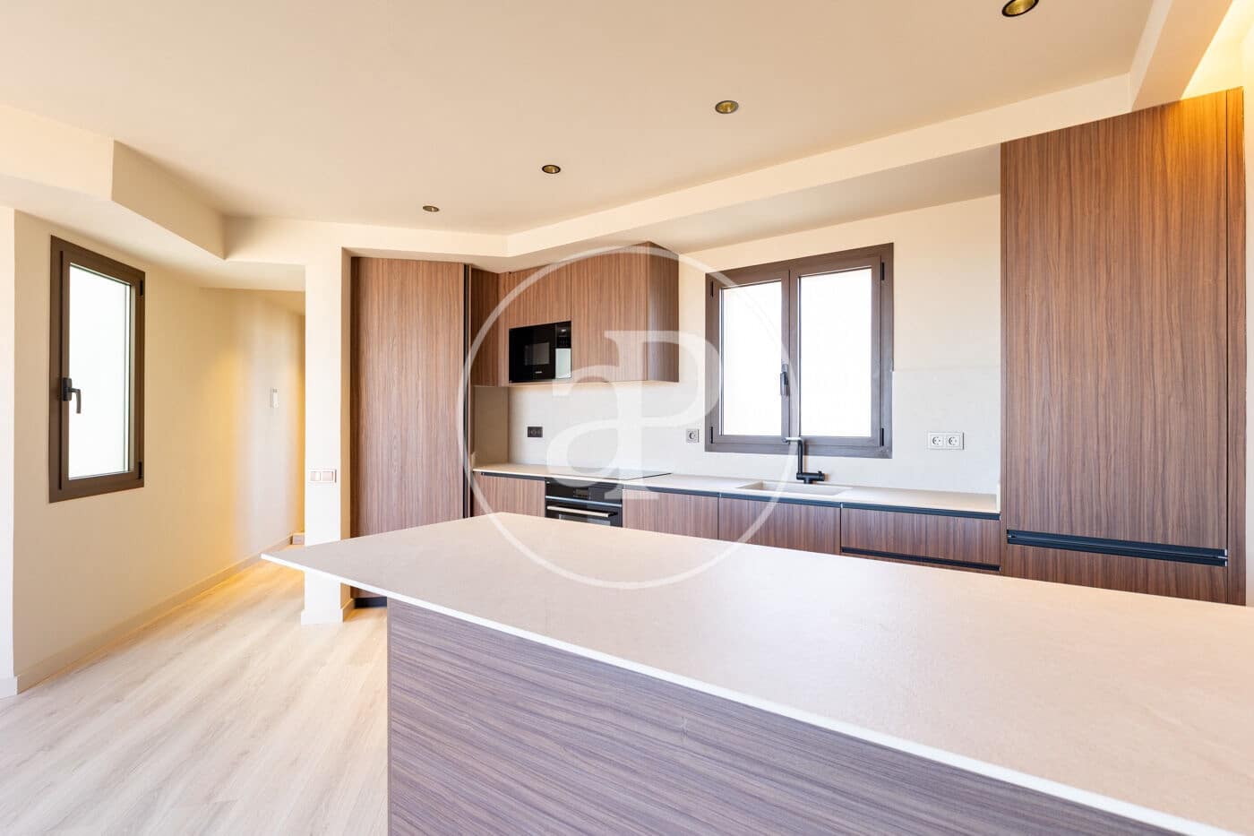 2 slaapkamer Penthouse te koop in Barcelona stad - € 900.000 (Ref: 9865174)