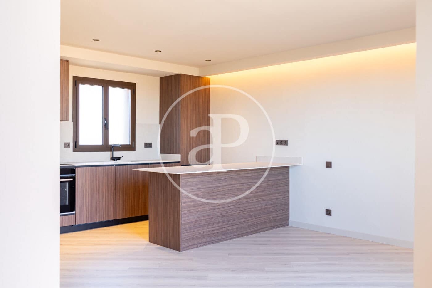2 slaapkamer Penthouse te koop in Barcelona stad - € 900.000 (Ref: 9865174)