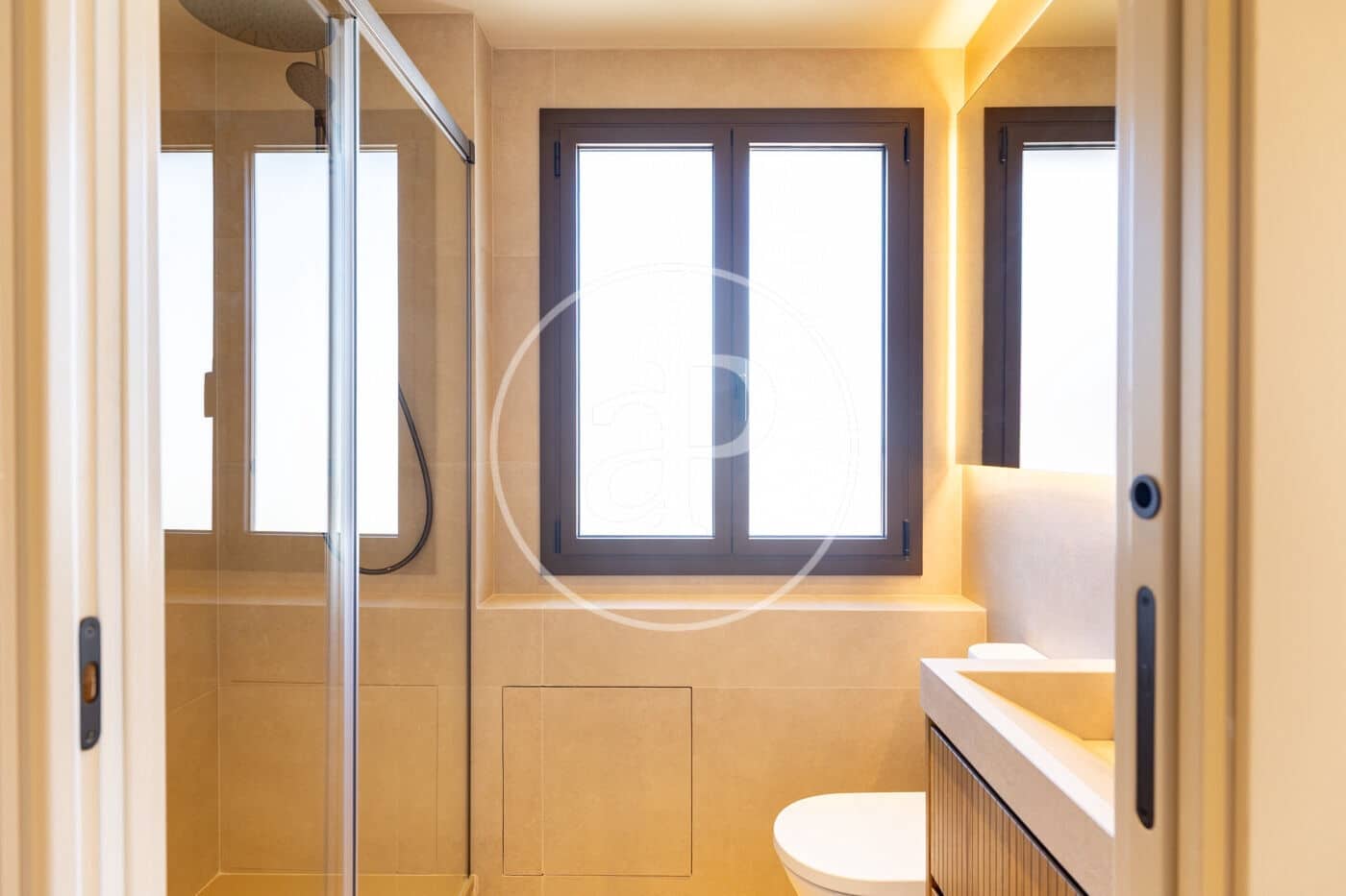 2 slaapkamer Penthouse te koop in Barcelona stad - € 900.000 (Ref: 9865174)
