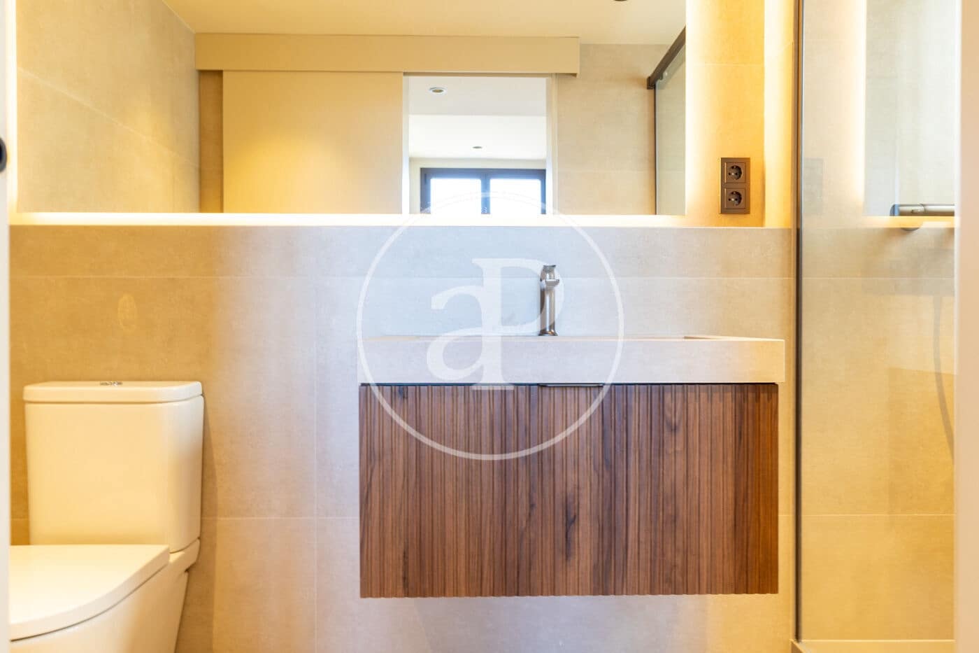2 slaapkamer Penthouse te koop in Barcelona stad - € 900.000 (Ref: 9865174)