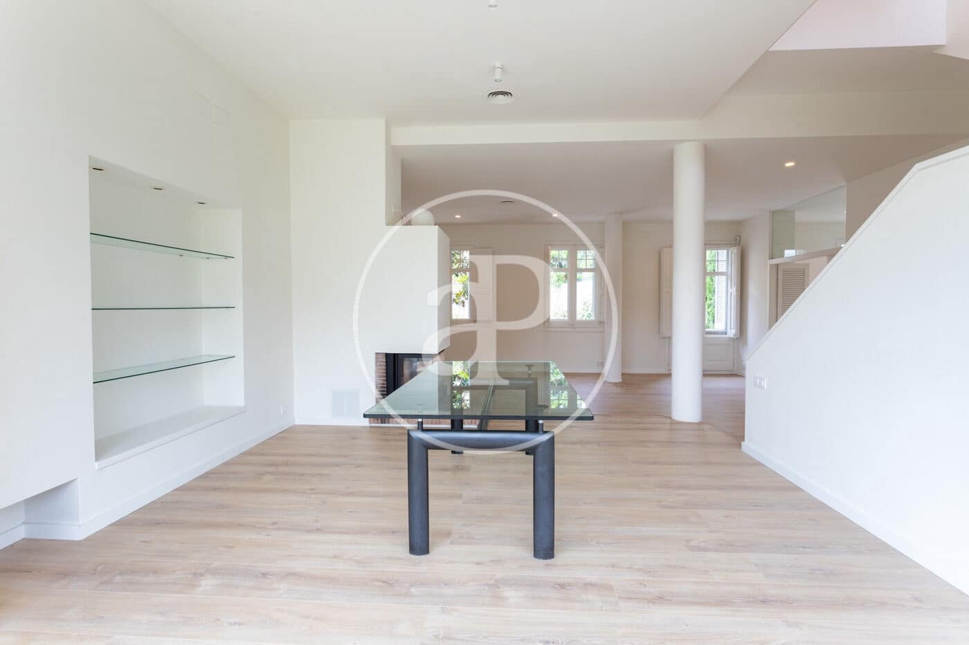 6 bedroom Villa for rent in Barcelona city with garage - € 11,500 (Ref: 9865179)