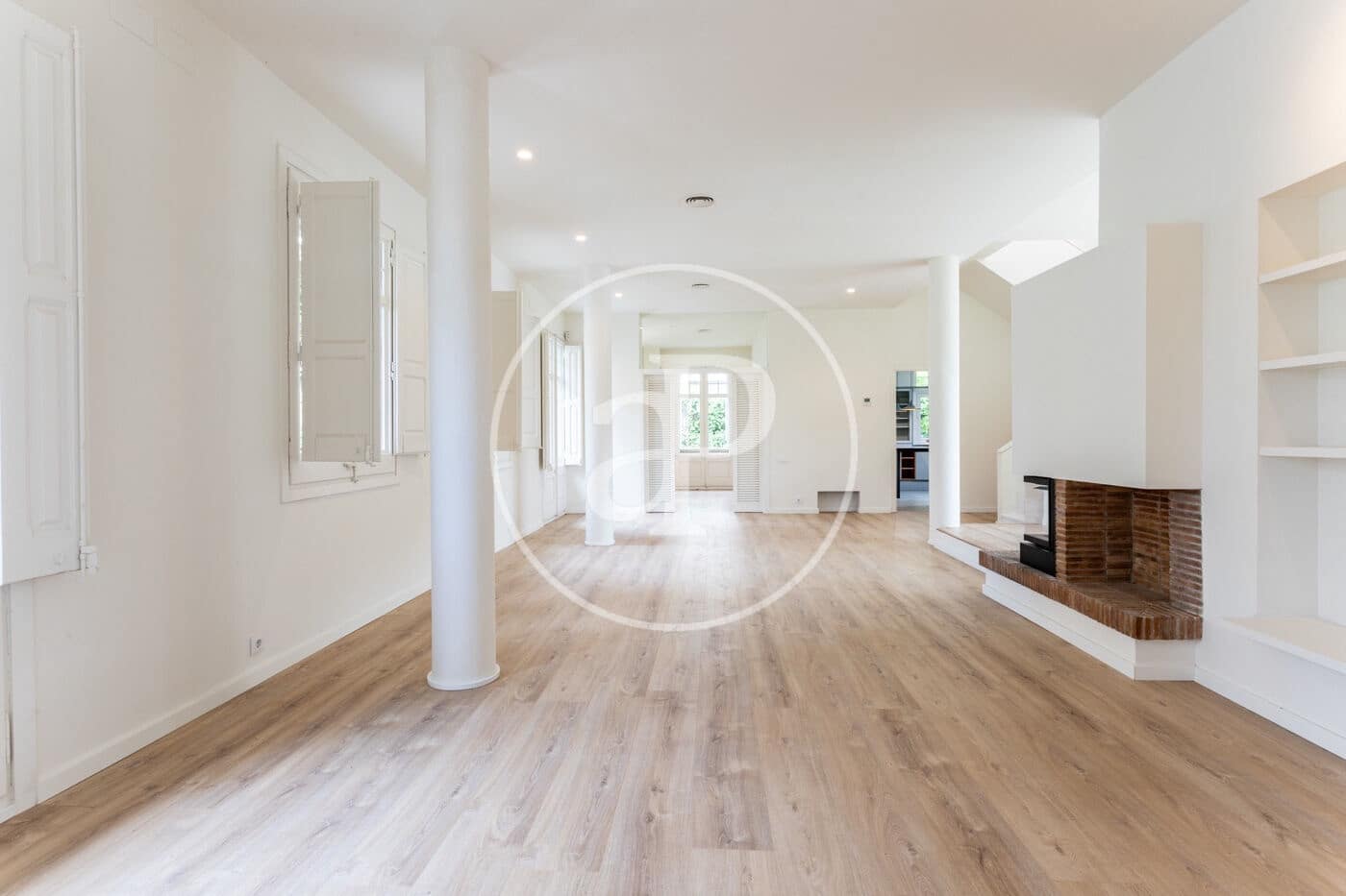 6 bedroom Villa for rent in Barcelona city with garage - € 11,500 (Ref: 9865179)