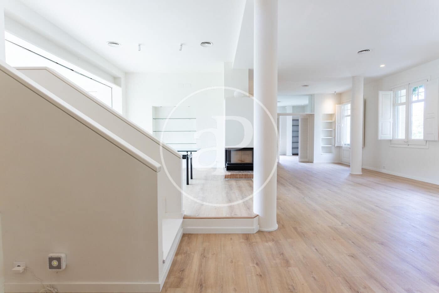 6 bedroom Villa for rent in Barcelona city with garage - € 11,500 (Ref: 9865179)