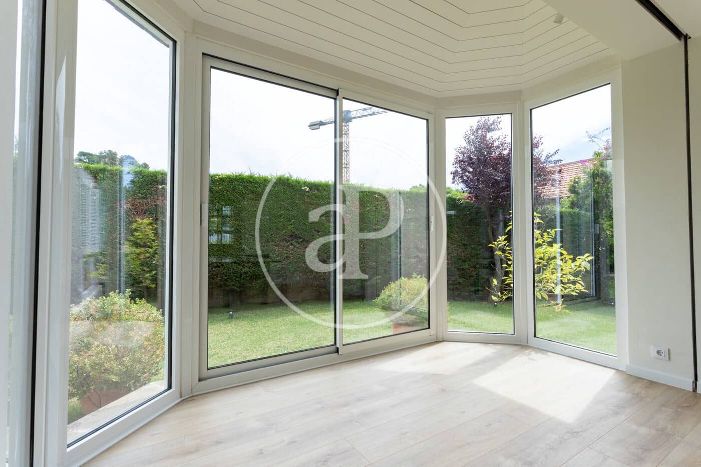 6 bedroom Villa for rent in Barcelona city with garage - € 11,500 (Ref: 9865179)