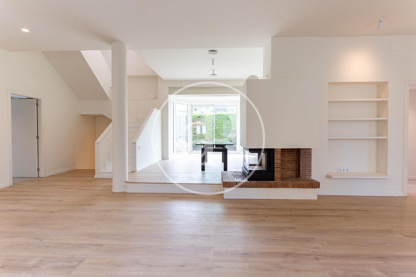 6 bedroom Villa for rent in Barcelona city with garage - € 11,500 (Ref: 9865179)