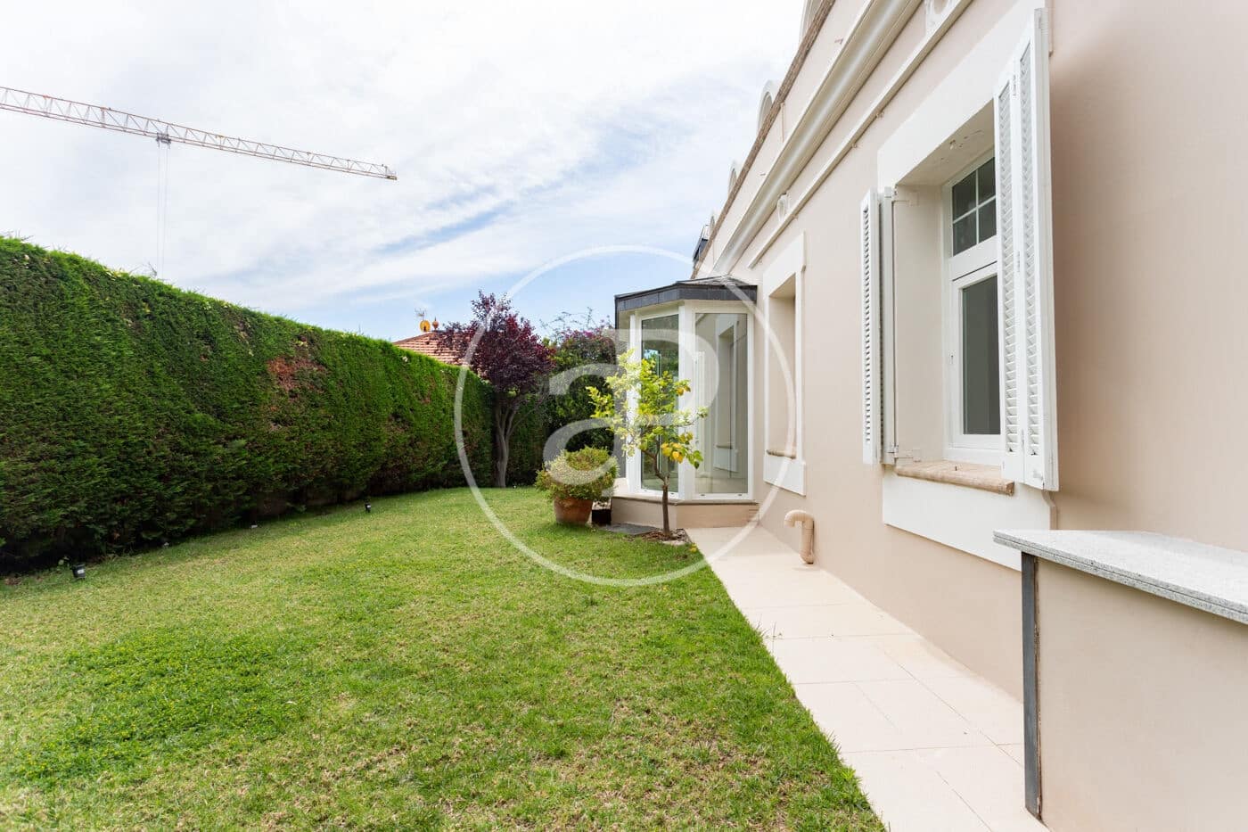 6 bedroom Villa for rent in Barcelona city with garage - € 11,500 (Ref: 9865179)