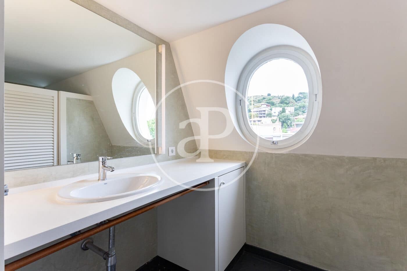 6 bedroom Villa for rent in Barcelona city with garage - € 11,500 (Ref: 9865179)
