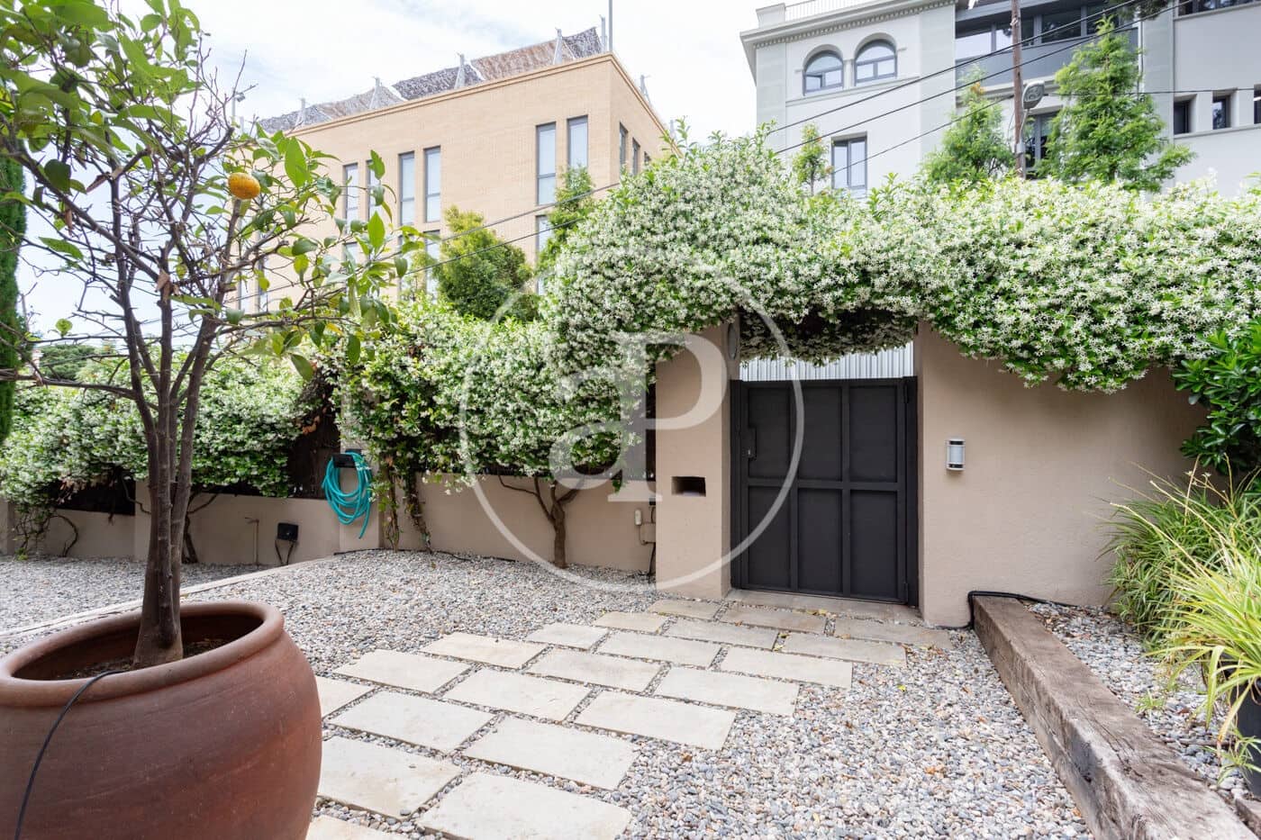 6 bedroom Villa for rent in Barcelona city with garage - € 11,500 (Ref: 9865179)