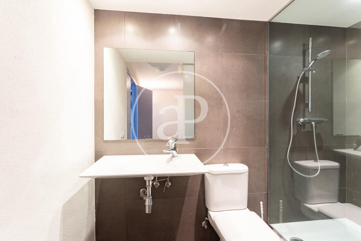 6 bedroom Villa for rent in Barcelona city with garage - € 11,500 (Ref: 9865179)